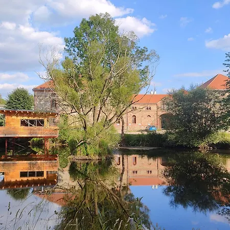 بيت للعطل Tiny House Ueber Dem Pferdeteich Mit Kamin, Fasssauna & Grosser Terrasse - Fuer Kurzentschlossene Buhlau