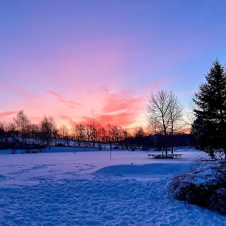 Tiny House Ueber Dem Pferdeteich Mit Kamin, Fasssauna & Grosser Terrasse - Fuer Kurzentschlossene Feriehus